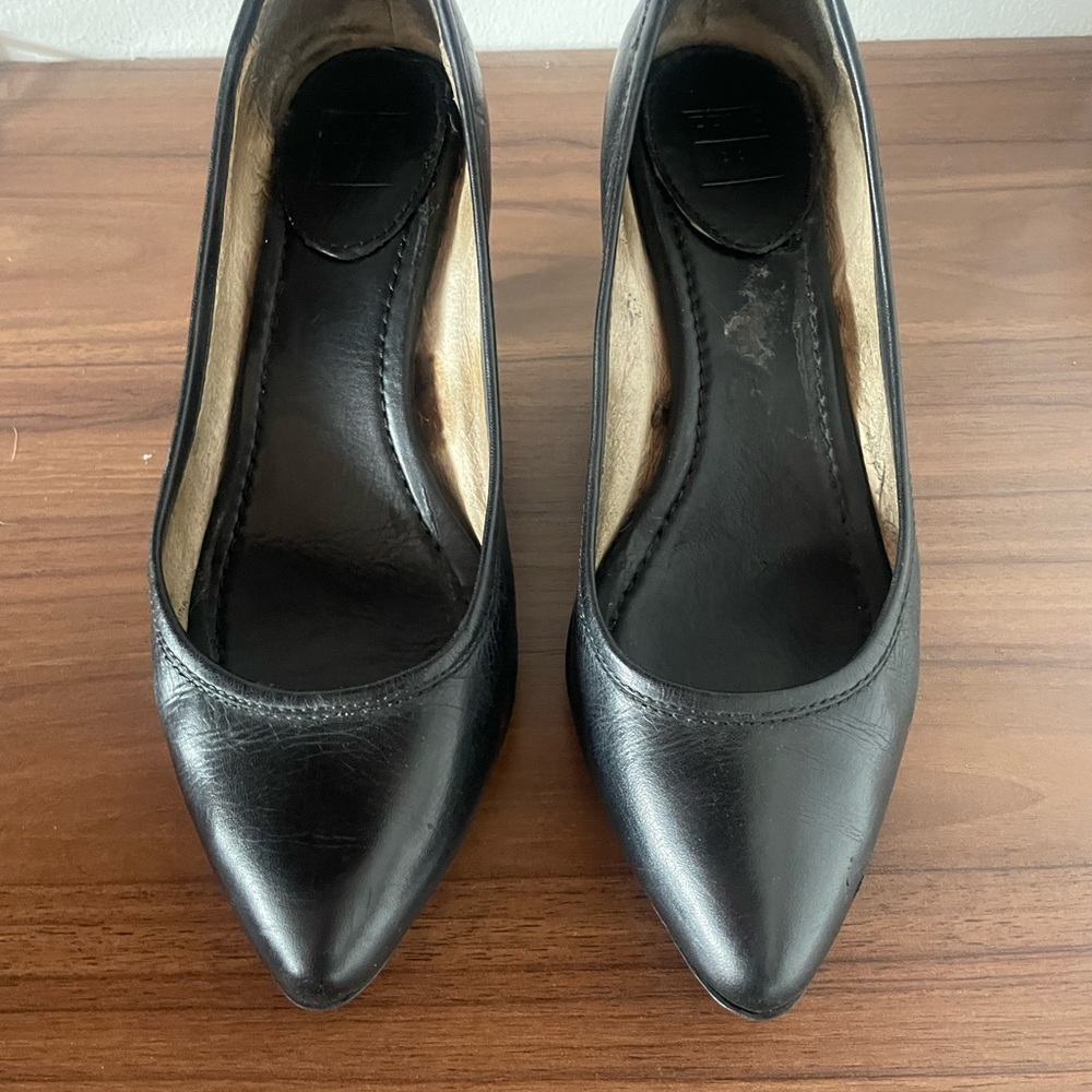 Frye Black Regina Pump